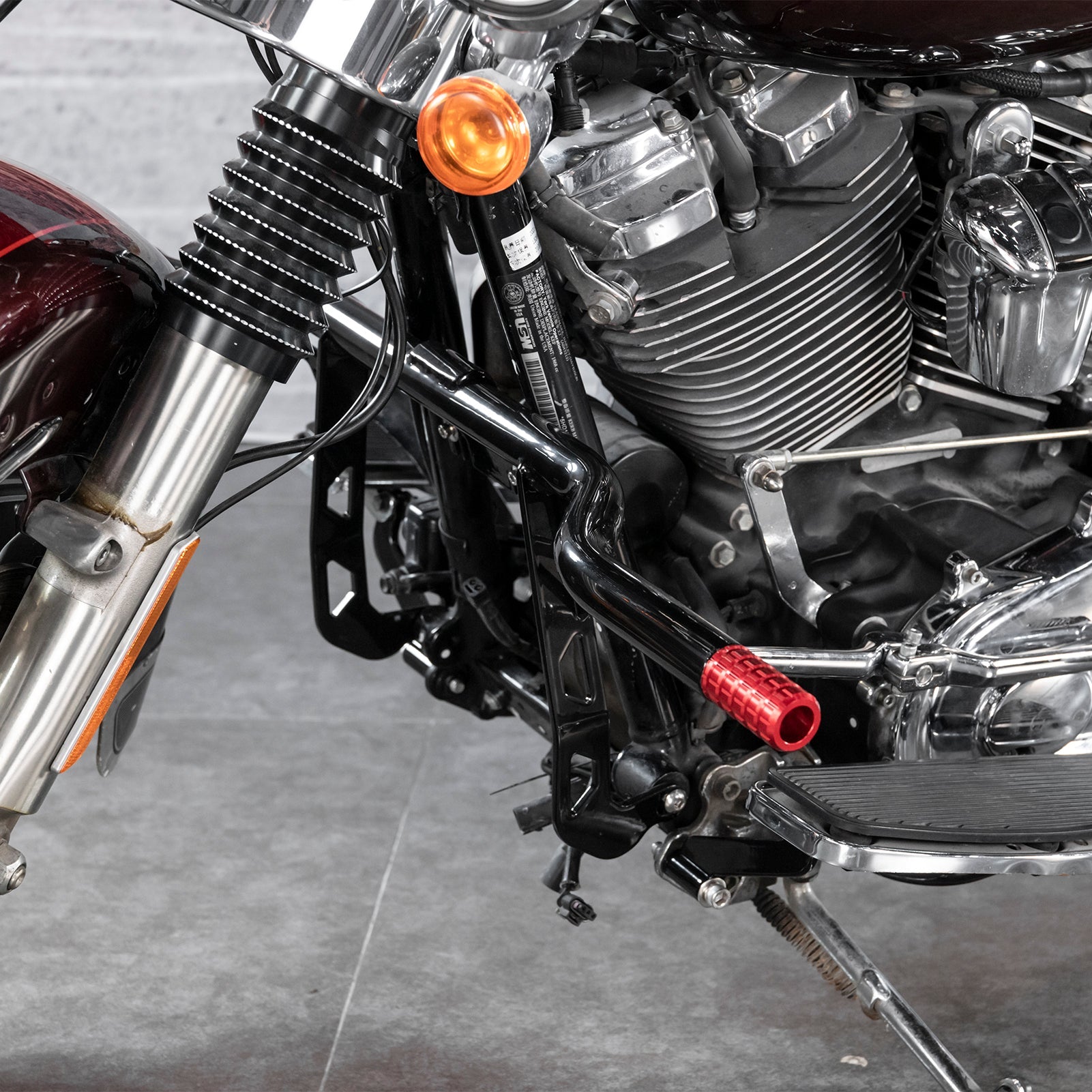 2009 - 2025 Harley Touring without Lower Fairing Medium Front Highway Engine Guard Crash Bar - Mofun - 90201099