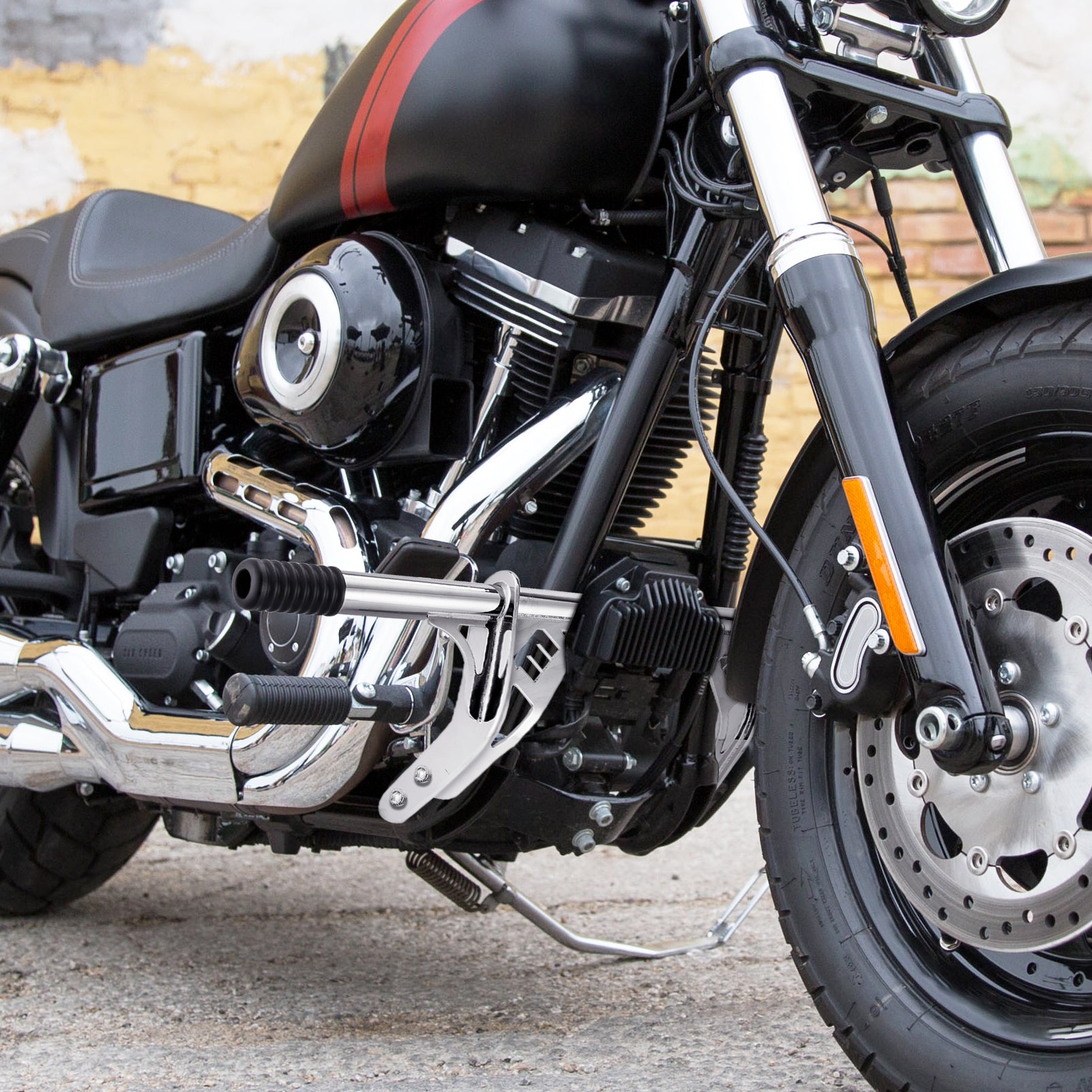 Chrome Front Highway Engine Guard Crash Bar for 2006 - 2017 Harley Davidson Dyna w/ Mid Control Models - Mofun - 90201081