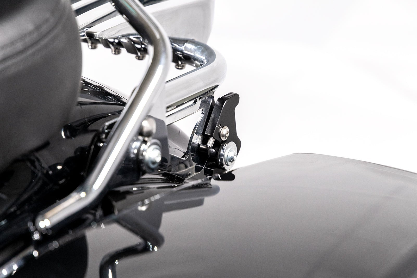 2009 - 2013 Harley Touring FLHR FLHRC FLHT FLHX FLTR Passenger Backrest Sissy Bar&Luggage Rack&Docking Kit - Mofun - 90303001+90302002+90205090